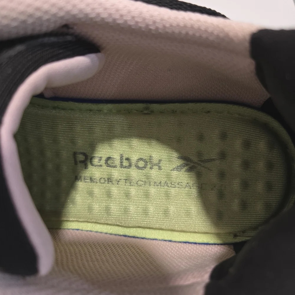 Reebok Zig Kinetica Steel Toe Sneakers – Durable and Dynamic - Picture 9 of 9